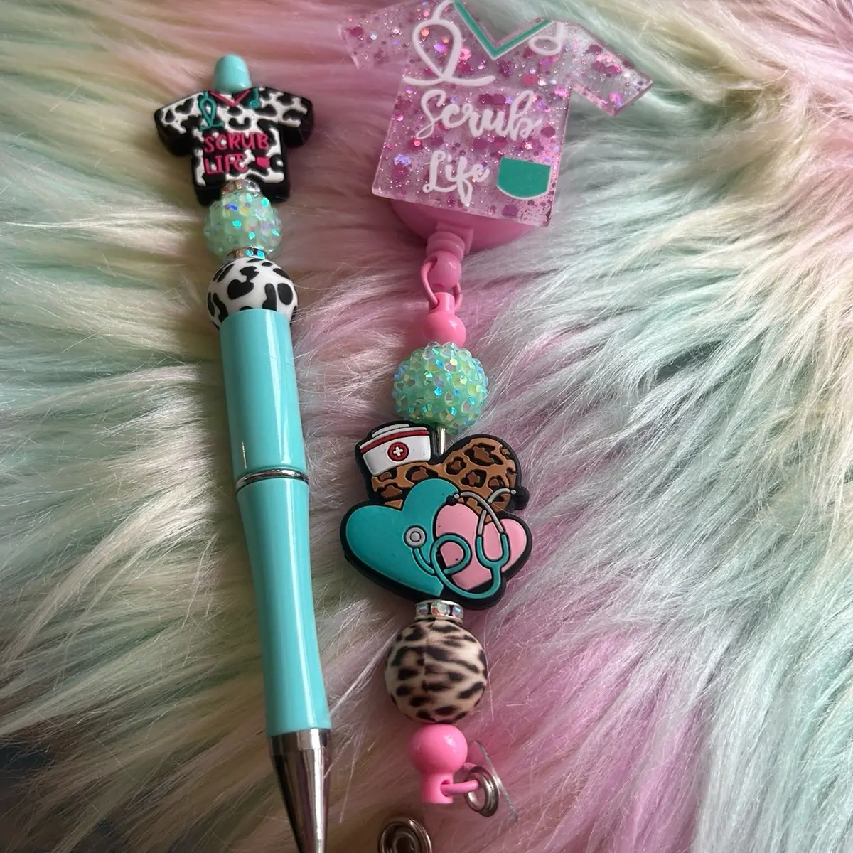 Live claims —Badge Reel beaded  & pen set