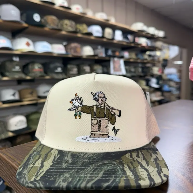 The George Trucker Hat - Khaki/Mossy Oak