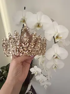 Gold Crown I