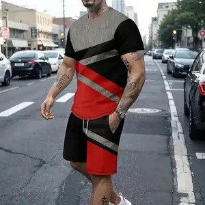A men's two-piece set, including a casual round neck T-shirt with irregular patterns printed on it, paired with pocket drawstring shorts, fashionable print suitable for daily outings