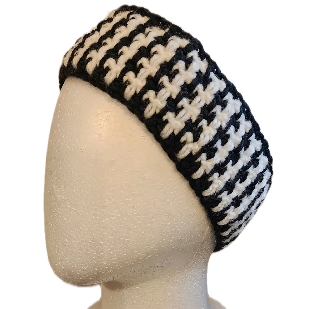 Crochet Black and White Headband - Stylish Crocheted Accessory for Everyday Wear