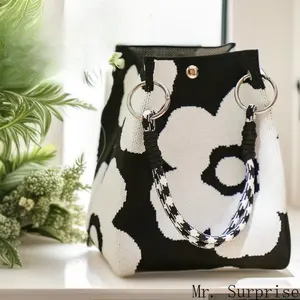 Cute Flower Knit Mini Tote Bag - Colorful Woven Handle Bucket Bag for Everyday Use