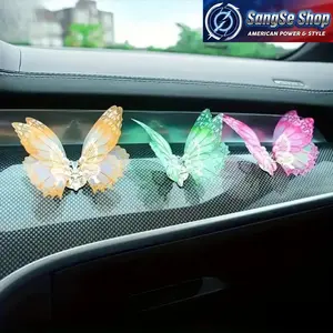 3-Pack 3D Moving Butterfly Car Decor, Animated Butterfly Interior Ornaments, Universal Auto Accessories, Cute Aesthetic Dashboard Decoration, Easy Install Car Interior Styling Kit for Most Vehicles, Daily Driving and Gift Use