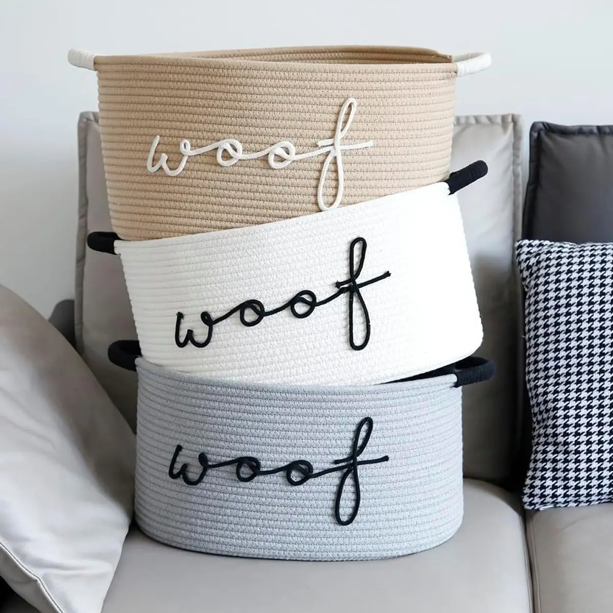 Extra Large Woven Storage Basket, Handwoven with Cute Tassel Decoration, Decorative Laundry Basket Organizer for Magazines Toys Blankets Clothes, Woven Laundry Baskets