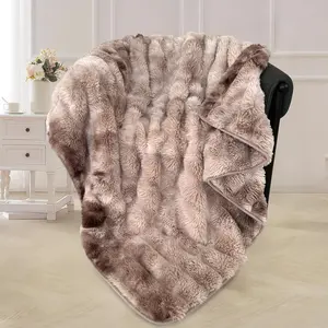 Faux  Blanket Two Sided Ultra Soft  Reversible Fuzzy Throw Blanket for Women Men Double Sided Ombre Faux Luxe Faux  Thick Minky Blanket for Couch Bed Valentine Gifts