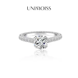 UniMoiss Iced Out Solitaire Ring D Color VVS Moissanite Ring Daily Costume Jewelry Accessories Perfect Birthday Wedding Engagement Anniversary Gifts for Women