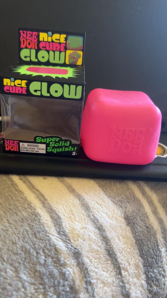 Item: Glow Nice Cube