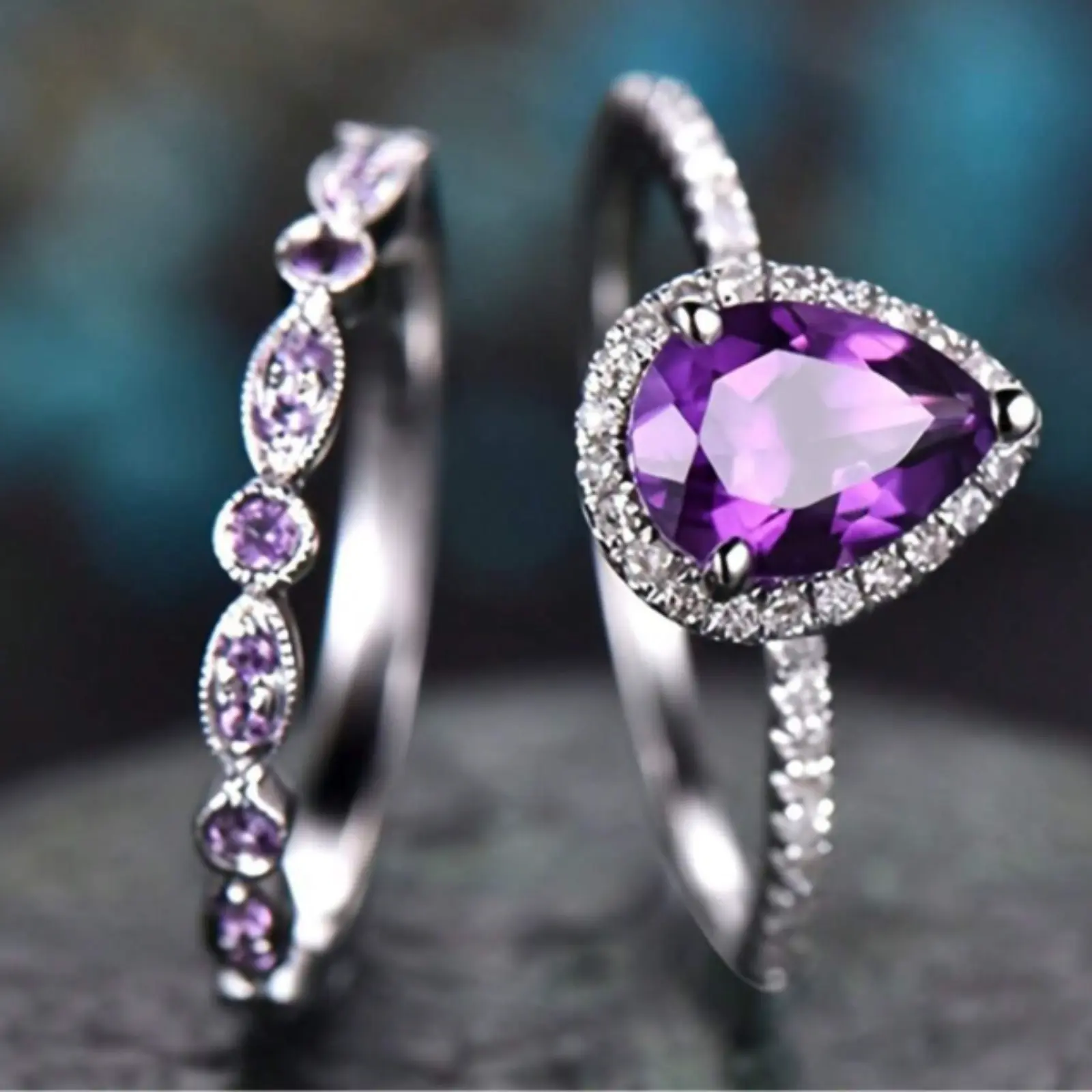 Korean Style Jewelry Set - Set of 2 Engagement Rings for Women in Purple with Full Style Design