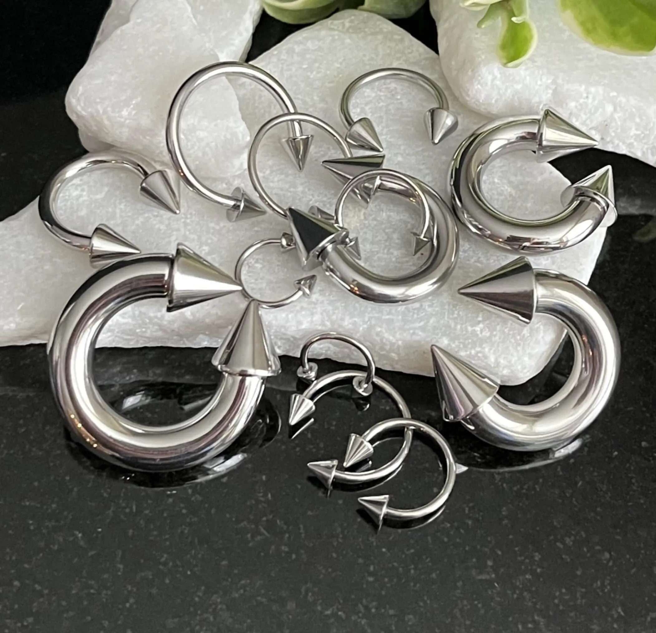 1pc. G23 Titanium Cone Spike Ends Curved Barbell Eyebrow Ring 16G 1/4 to 1/2