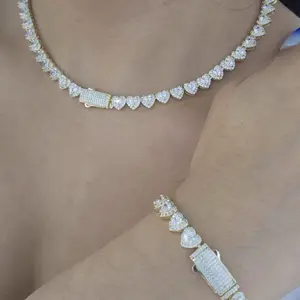 Set de choker de corazon