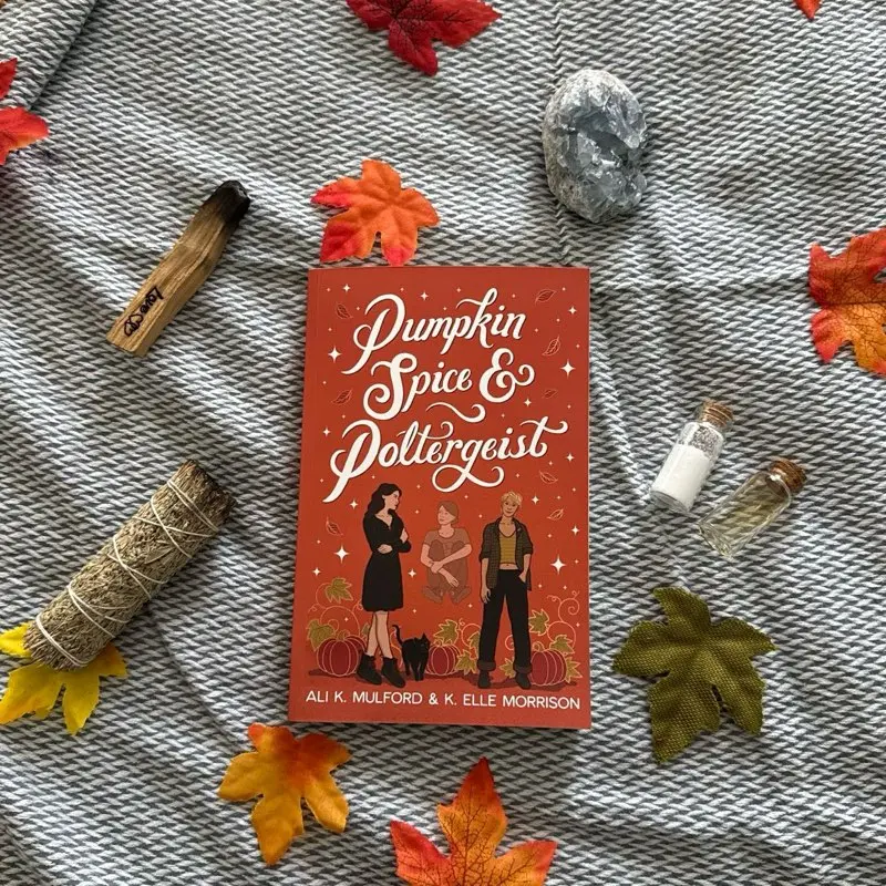 Pumpkin Spice & Poltergeist; Maple Hollow Book 1