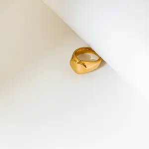 HEART RING