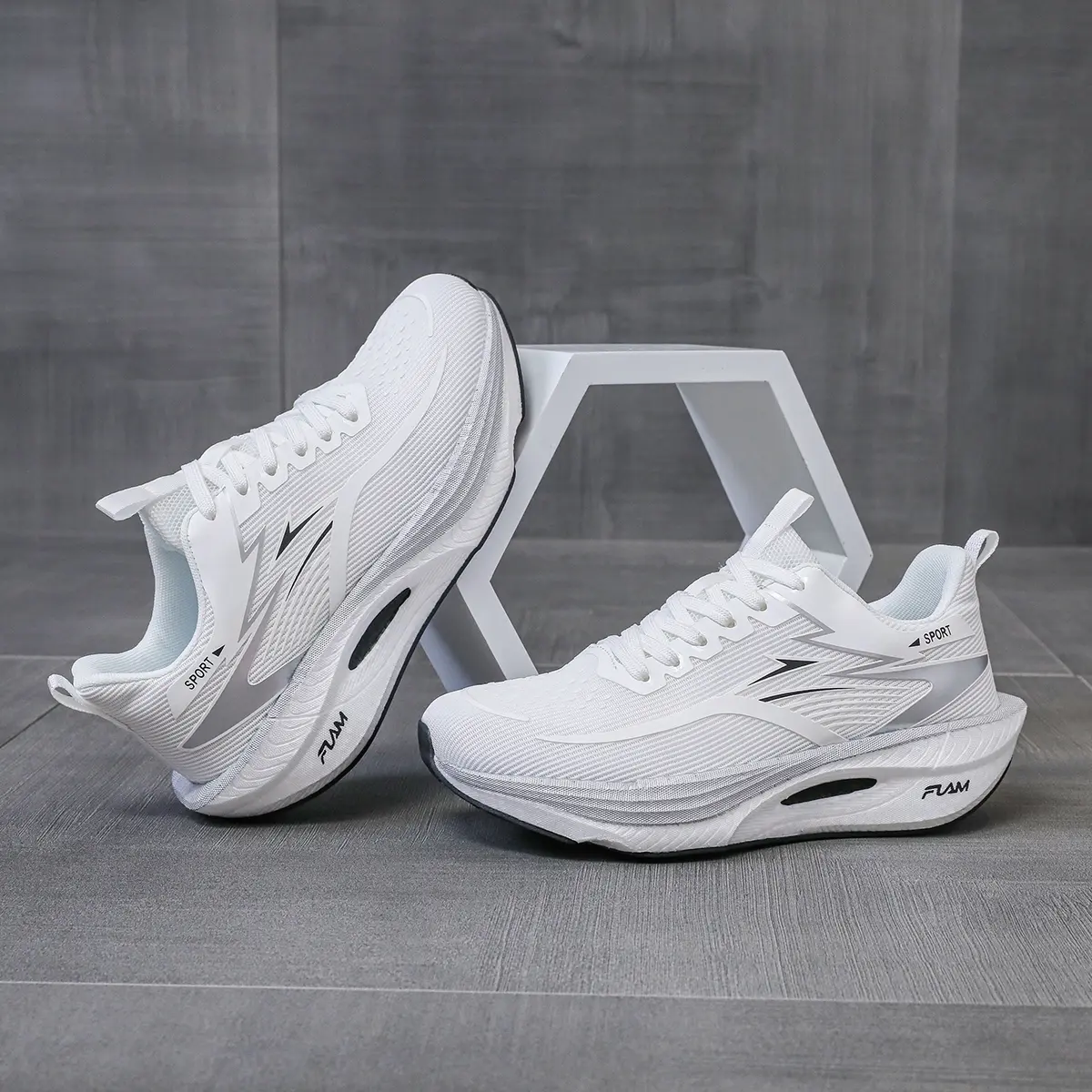 Spring New Casual Sports Shoes, High-Quality Running Shoes for Couples, Comfortable Soft Thick Sole, Breathable Mesh, Anti-Slip Sole