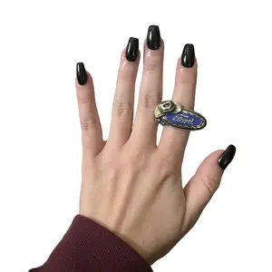 Truck Babe Ring