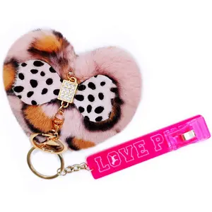 Card Grabber Card Clip For Long Nails, Cute Acrylic Debit Bank Card Grabber Keychain with Plastic Clip For Women