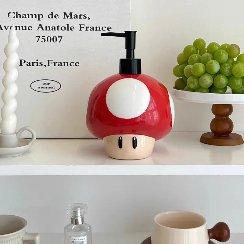 4 Mushrooms: Height 20cm, Length 13cm, Width 14cm