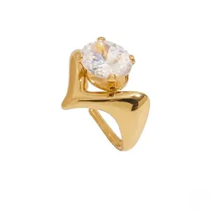 Nova Point Ring