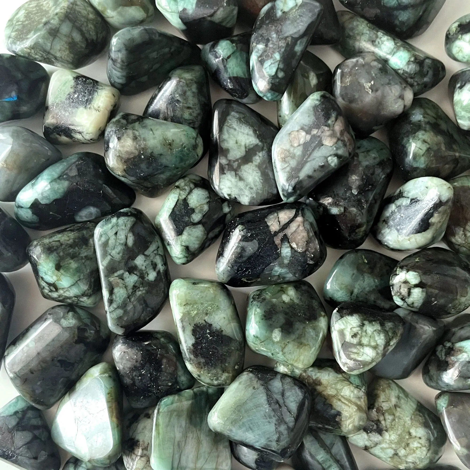 Emerald Tumbled Stone Emerald Tumbled Stone