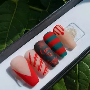 Freddy Krueger press-on nails