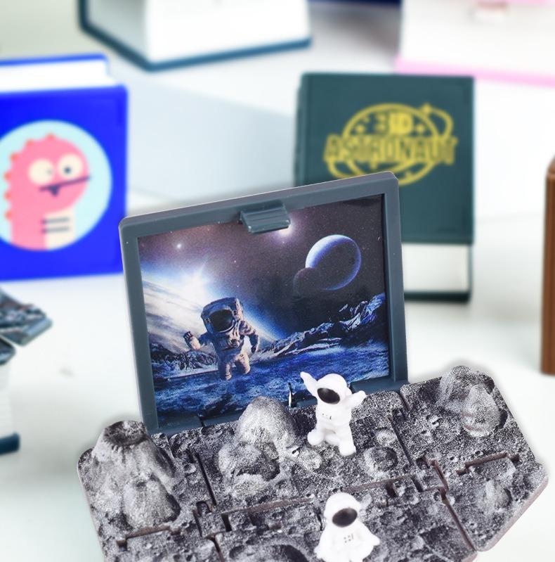 3D Foldable Pop-Up Book – Dinosaur World & Astronaut Space Theme, Mini Keychain Stress Relief Toy