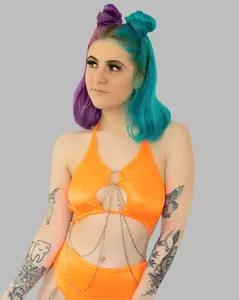 Chain Wrecked Keyhole Top