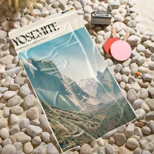 1 piece Nature landscape photography of Yosemite National Park themed beach towel - Modern design flannel blanket, suitable for sofas and beds, all-season use, super soft and comfortable, digital printing, 100% polyester material, machine washable
