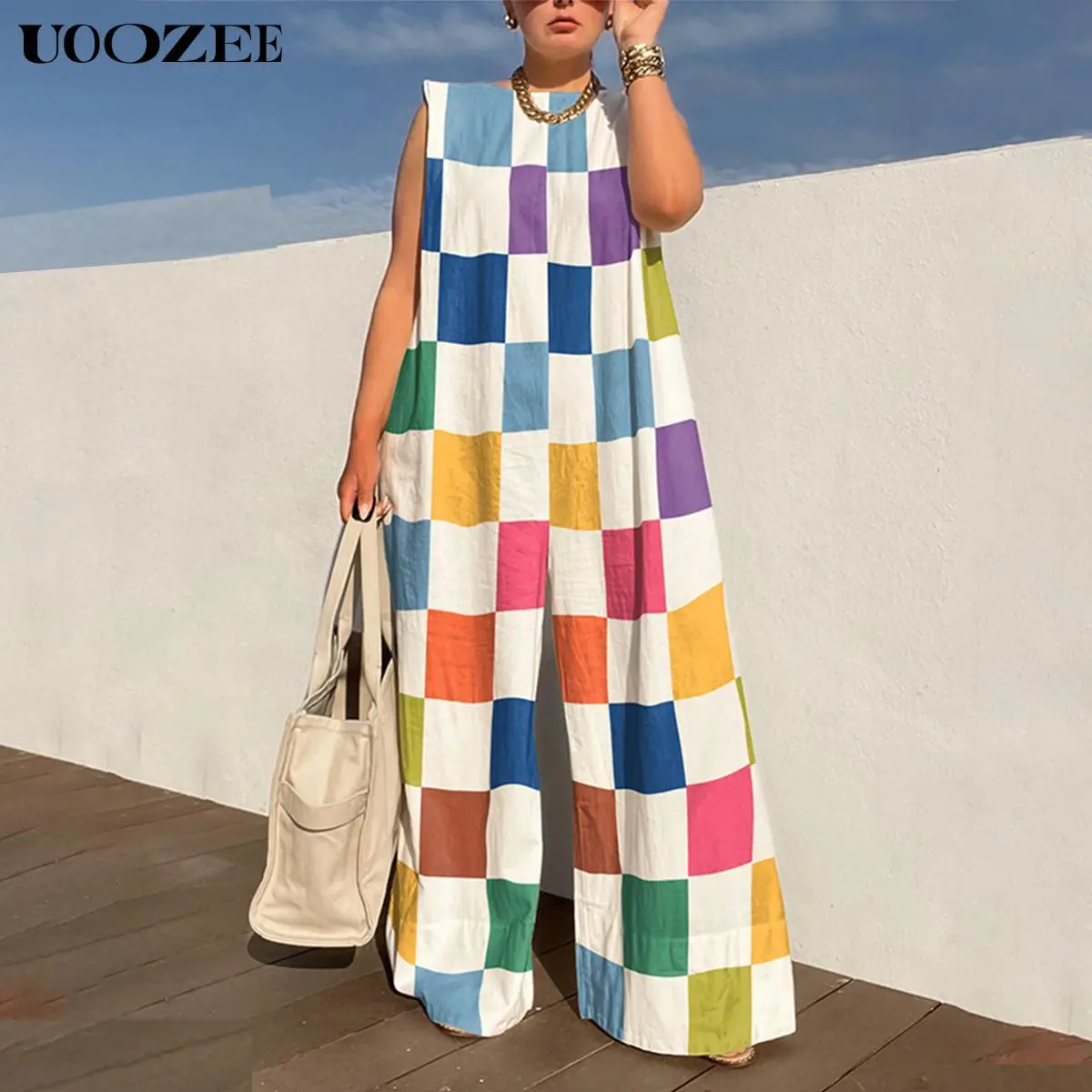 UOOZEE Lady's Casual Baggy Jumpsuit, Soft Solid Cotton-Blend Sleeveless Wide-Leg Overall with Belt and Button Detail, Basic, Fit, Round Neck