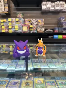 (Gengar Collection) Pokémon 3D Printed Figurines Featuring Various Pokémon Characters for Collectors and Fans Featuring Gengar, Dragonite Holding Gengar