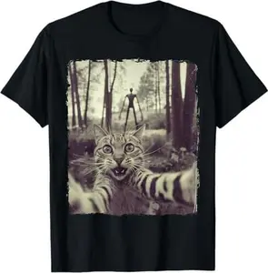 Cat Selfie With Alien UFO Funny Cat Gifts For Men Women Kids T-Shirt