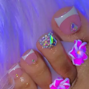 Toe Press-On Nails with Bling