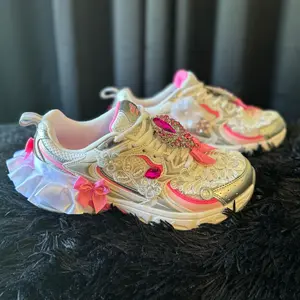 Custom sneakers size 7 1/2