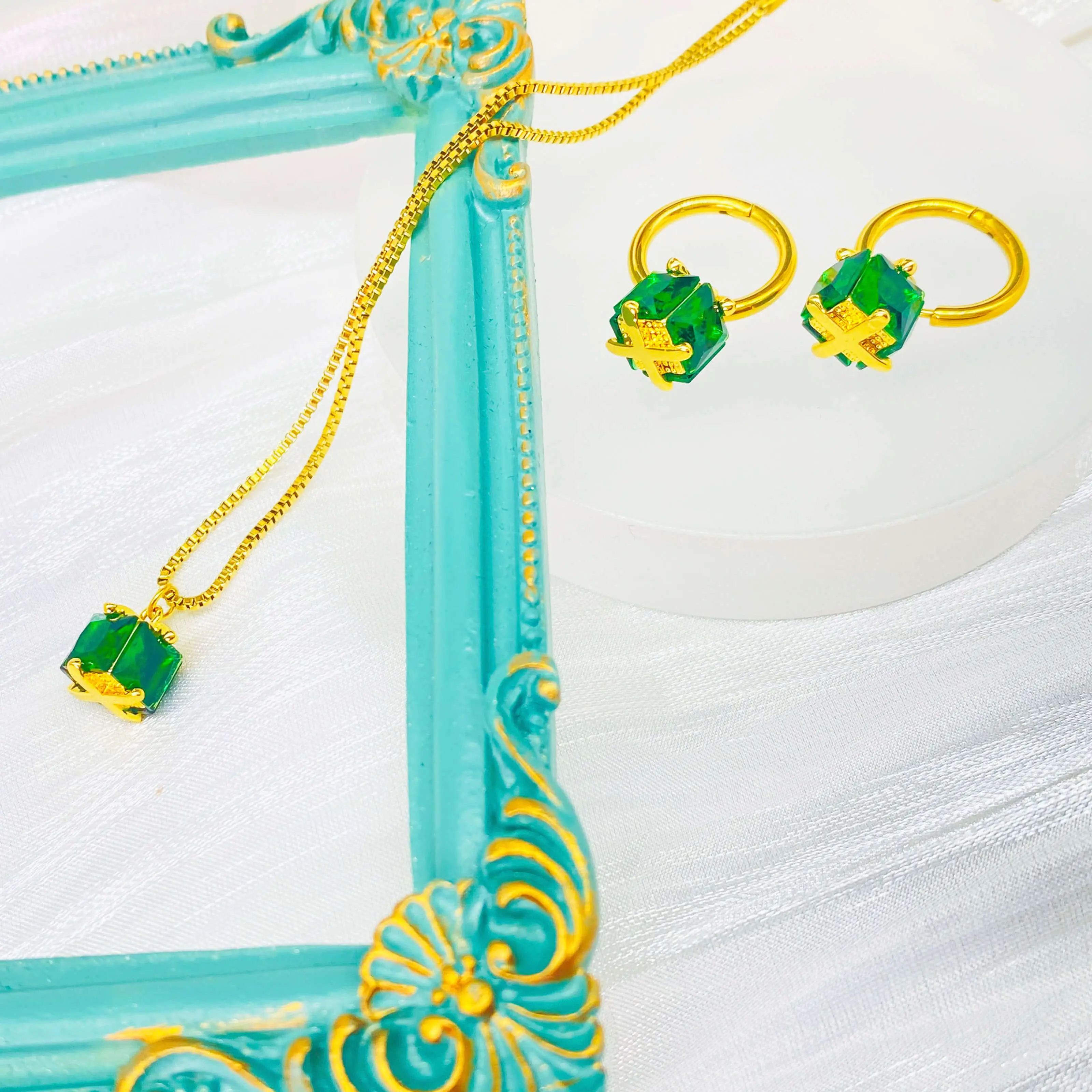 Elegant Green Stone Titanium Steel Necklace and Earrings Set Non-Fading, Vacuum Plated Gold