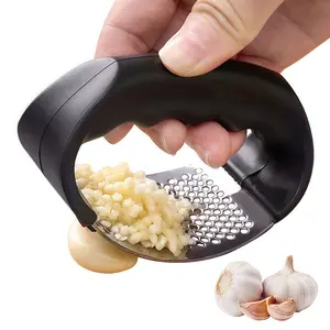 3-piece set All-in-One Garlic Mincer  - Effortlessly Turn Whole Garlic into Mince, Ergonomic Design for Maximum Comfort,Effortlessly Mince Garlic in Seconds, Easy to Clean, 304 Stainless Steel