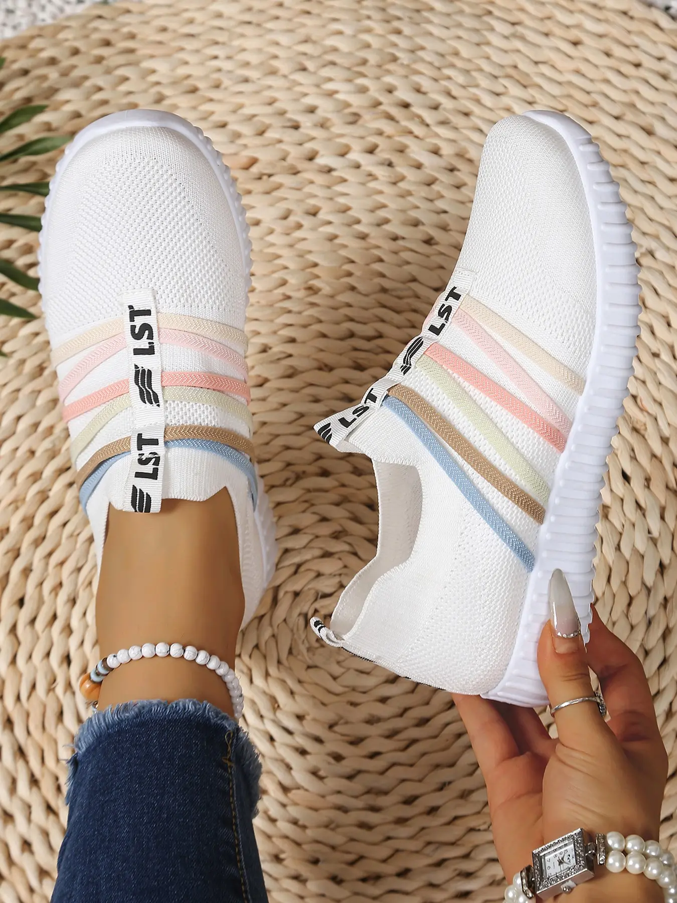 Women's Rainbow Knitted Casual Slip-On Sneakers, Lightweight and Comfortable Sports Shoes Walking Shoes for Everyday Use, Stylish and Versatile Footwear