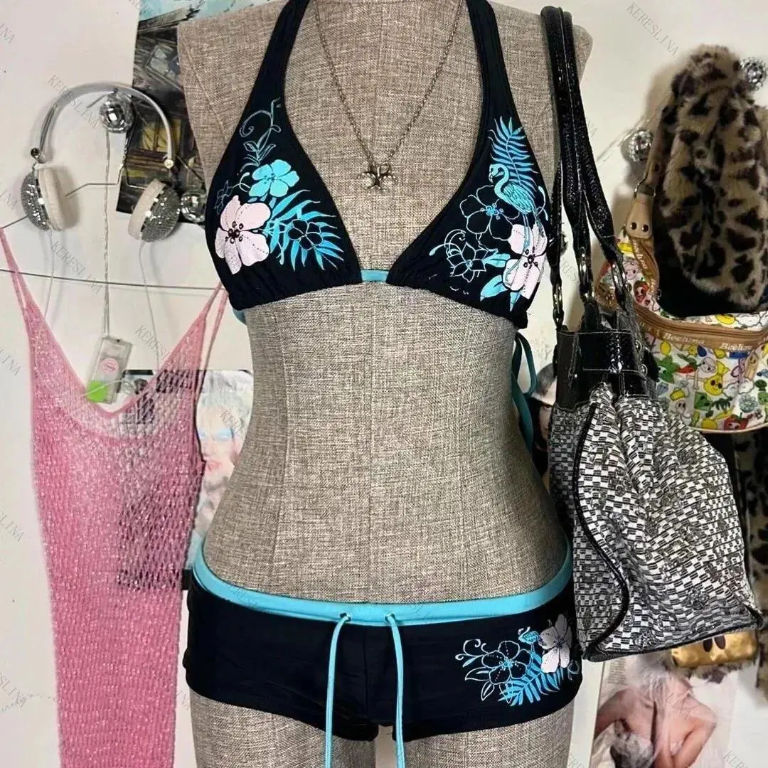 Sexy Hottie Print Laced Up Backless Bikini 2 Piece Set Women Split Swimsuit Beach Bikini 2025 New Summer Swimwear Bikinis Set