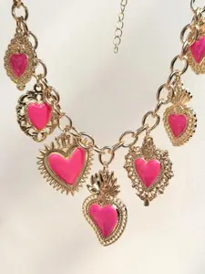 Colorful Drop Oil Heart Alloy Necklace with Bohemian Gold Chain, Multicolor Enamel Heart Shaped Pendant, Baroque Metal Edging, Trendy Sweet Cool Accessory for Daily Casual Party and Vacation