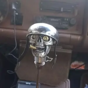Car Gear Shift Decoration Skull Soldier Grip Unique Personality Cool Car Decor, Stylish Auto Interior Accessory
