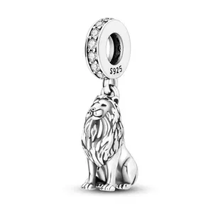 MULA 925 Sterling Silver lion pendant | Majestic animal charm with sparkling zircon | Symbol of strength and leadership | Fits Pandora bracelets and necklaces | Perfect gift for animal lovers