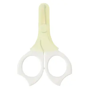 Pigeon Baby Nail Scissors with Rounded Tip, 3 Months