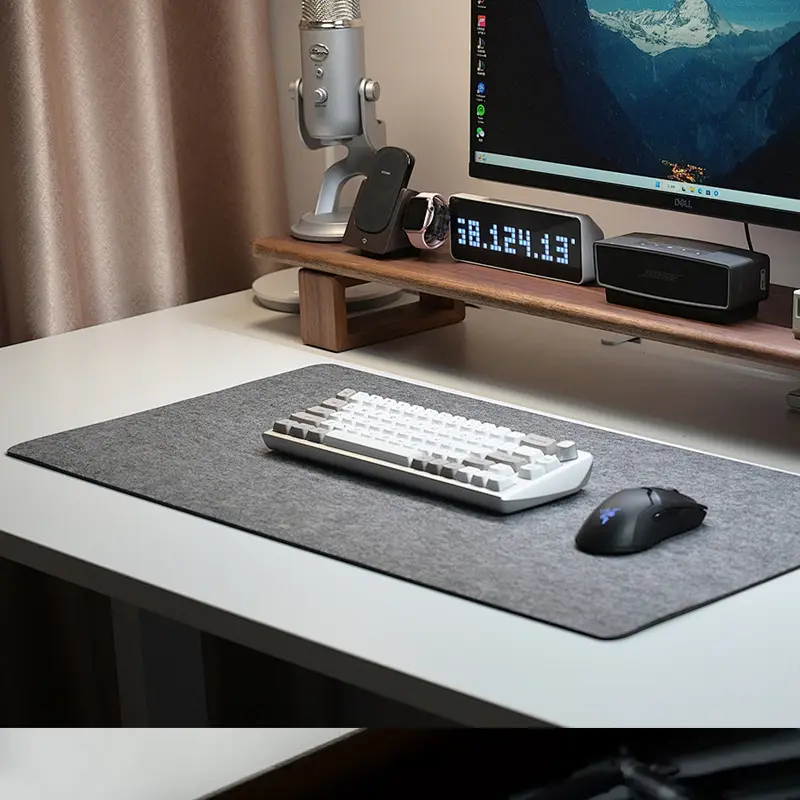Thickened cotton-linen large desk mat, skin-friendly, breathable, non-slip, extended mouse pad, simple modern office desk decoration