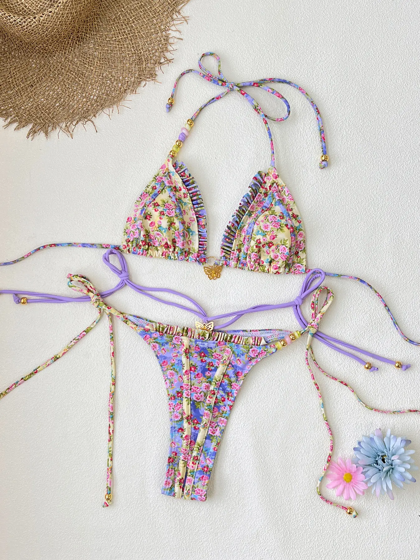 2026 new printed lace-trim mini bikini two-piece set—fashionable, sexy tie-waist low-rise women’s two-piece swimsuit set for holidays, casual vacations, beachwear, and hot springs/spa wear