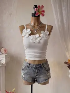 Women's Floral Halter Top, 3D Flower Design, Slimming Fit, Y2K Style, Perfect for Daily Wear, Summer Fashion Choice