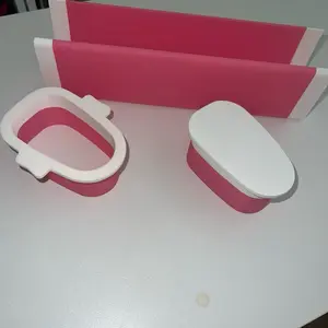 Cakesicle pooper for cutting cake pops