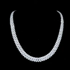 18" 8mm VVS Moissanite Cuban Link Chain - Elegant Jewelry Accessory