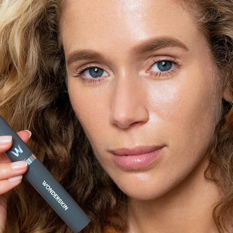 Wonderskin WONDER BLADING Dream Brow Gel-Serum with Hyaluronic Acid & Keratin for Lasting Definition & Weightless Volume Makeup