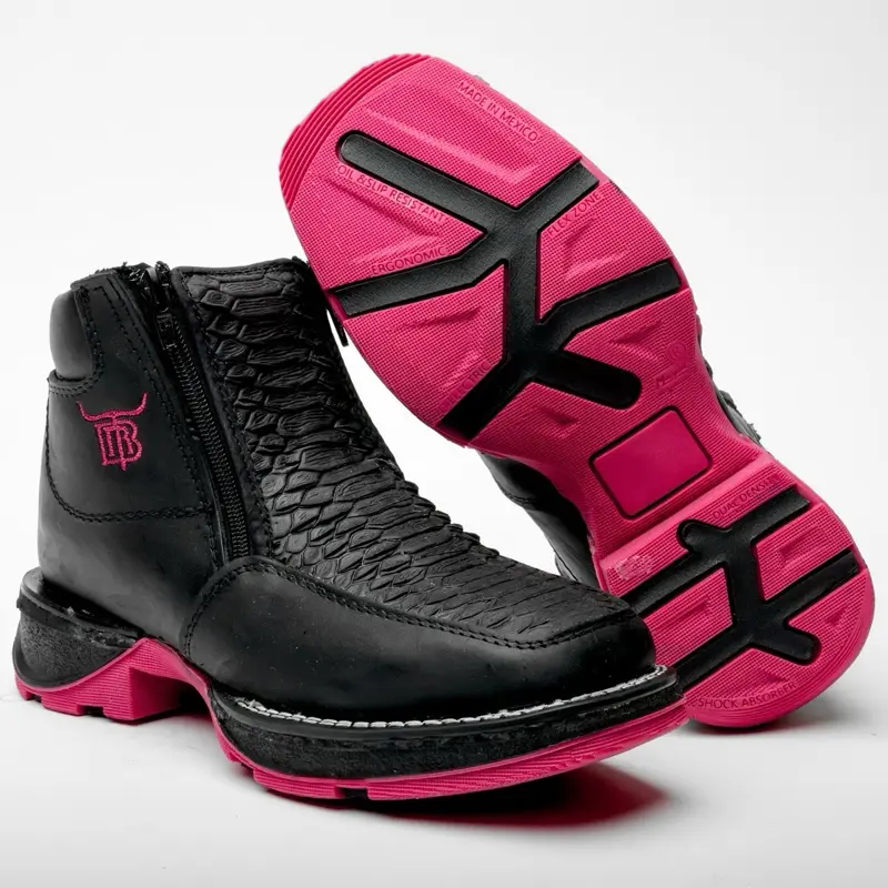 Black Leather Botin With 3D Lightweight Soles - Square Toe Black Leather Botin With 3D Lightweight Soles - Square Toe