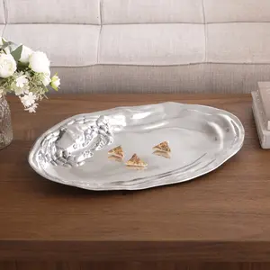 Beatriz Ball Ocean Oval Crab Platter