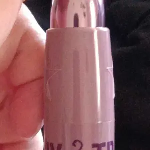 Shiny Trap - Creamy & Hydrating High Shine Lipstick