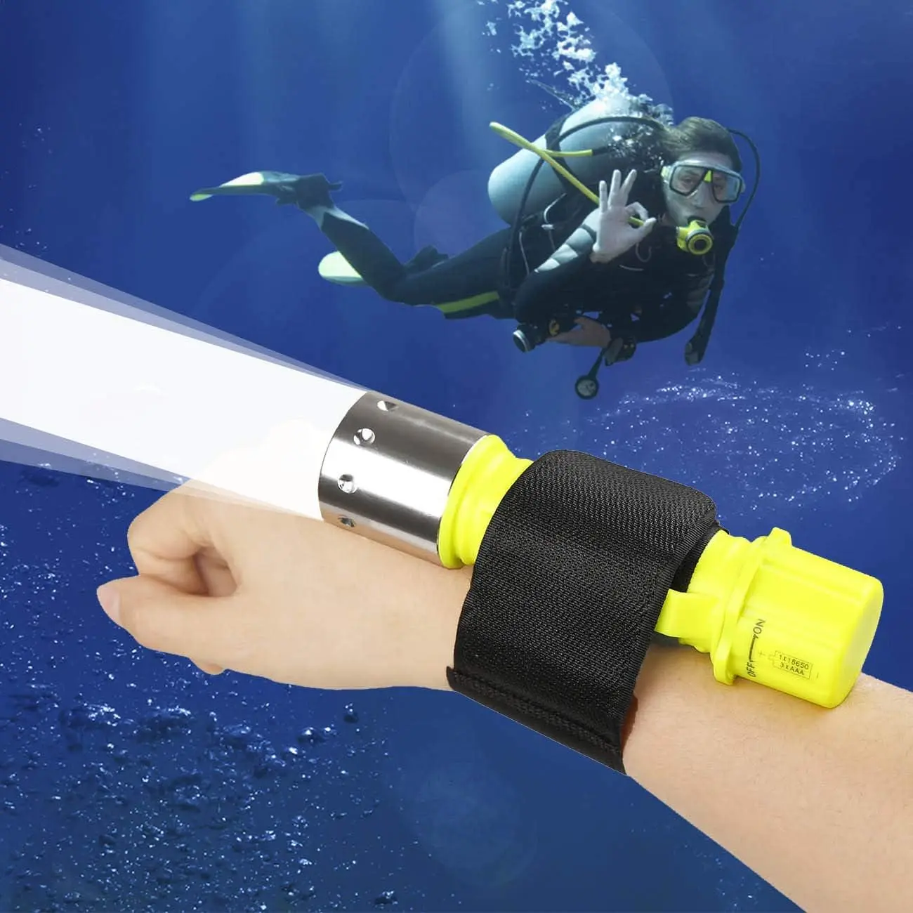 1800lm Output Compact ABS+Alloy LED Diving Flashlight, Fluorescent Super Bright Waterproof Underwater Torch with Velcro Strap, USB & Mobile Light Accessory for Scuba Divers (Battery Not Included), Scuba Diving
