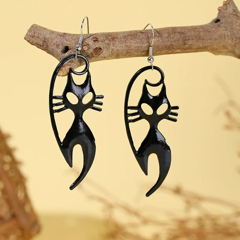 Black Hollow Cat Dangle Earrings for Women, Gothic Long Drop Hook Earrings, Unique Statement Halloween Party Jewelry, Trendy Daily Wear Accessories